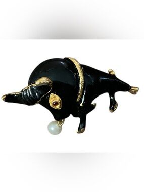 Black Enamel Bull Brooch Gold Tone Red Eye Faux Pearl Dangle Statement Vintage